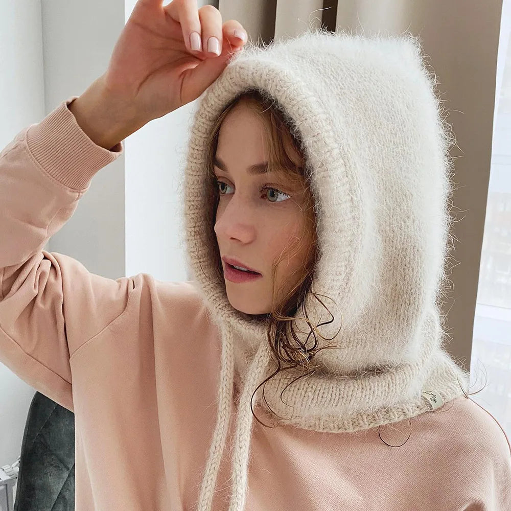 Chapeau capuche blanc en laine femme