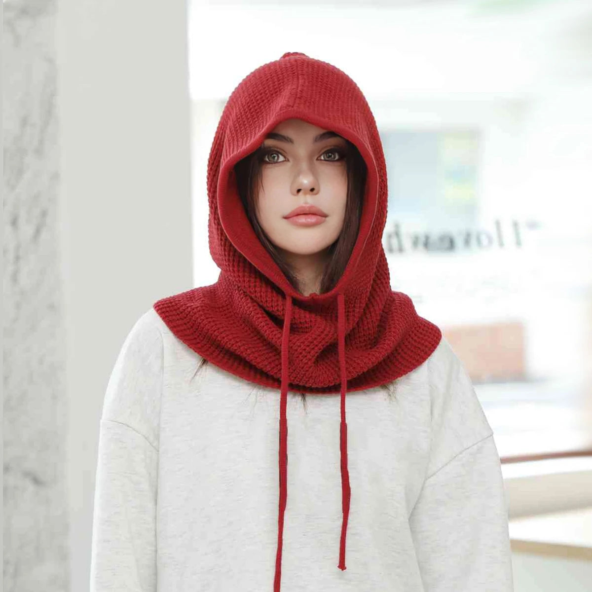 Chapeau capuche rouge en laine femme