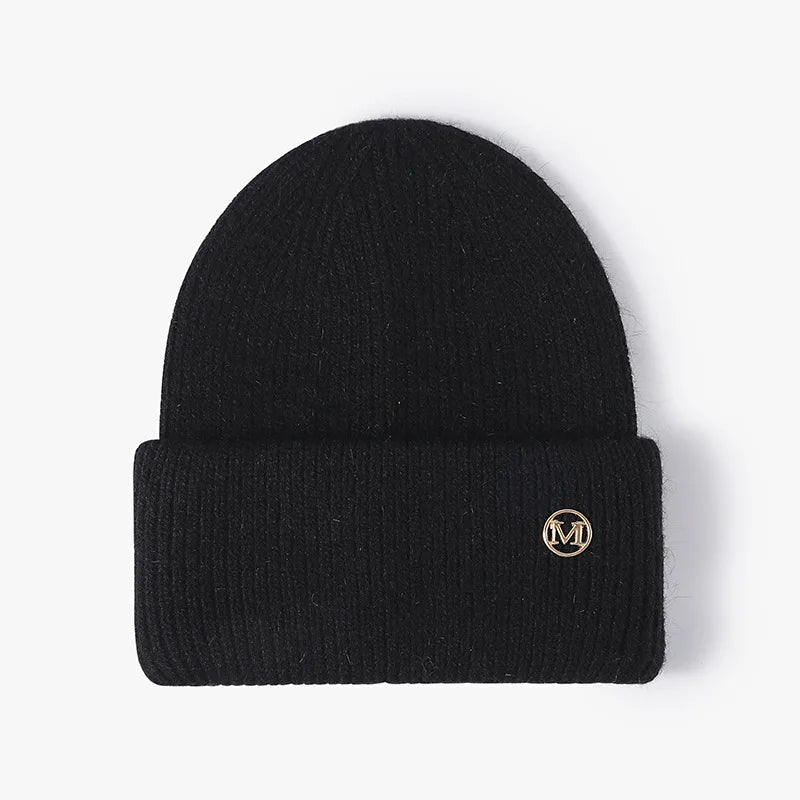 Chapeau et bonnet en laine noir