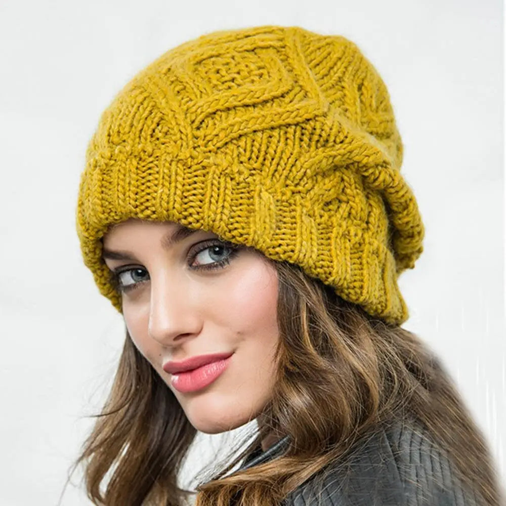 Chapeau fait main à laine grosse maille