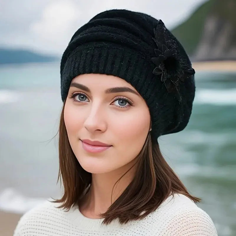 Chapeau fait main en laine rouge