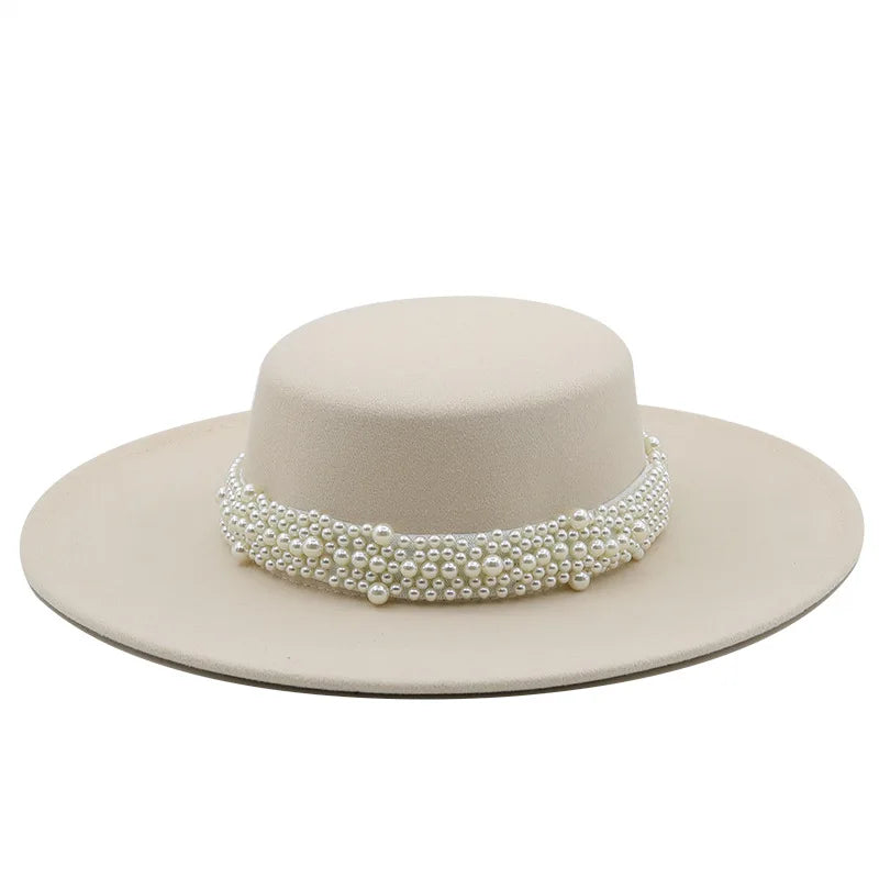 Chapeau rond en laine rouge