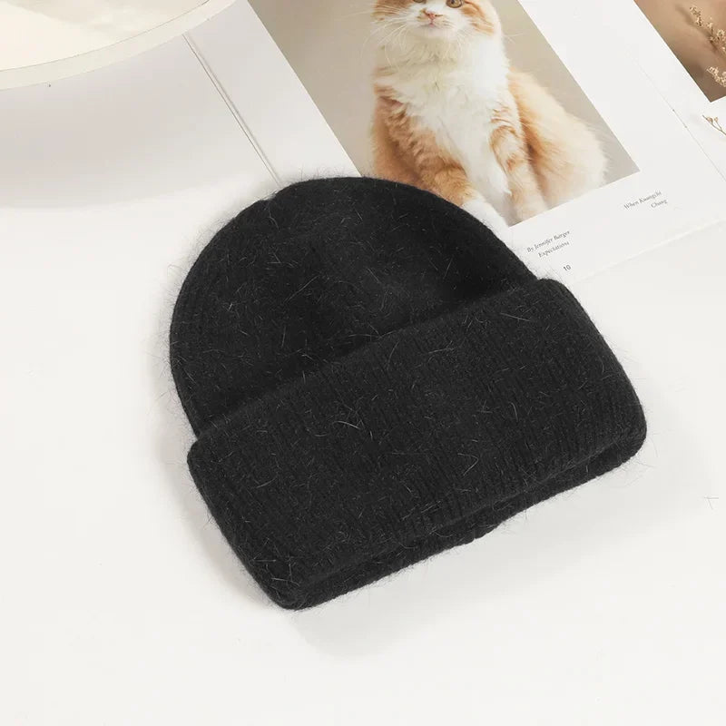 Chapeau et bonnet en laine noir