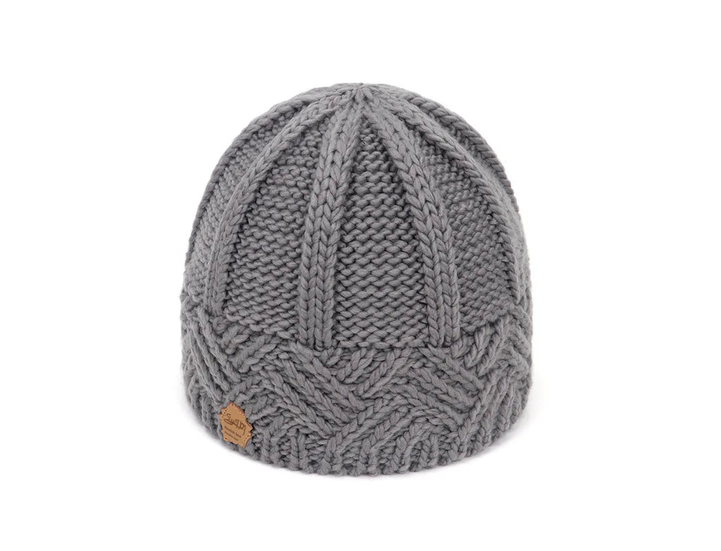 Chapeau fait main en laine gris
