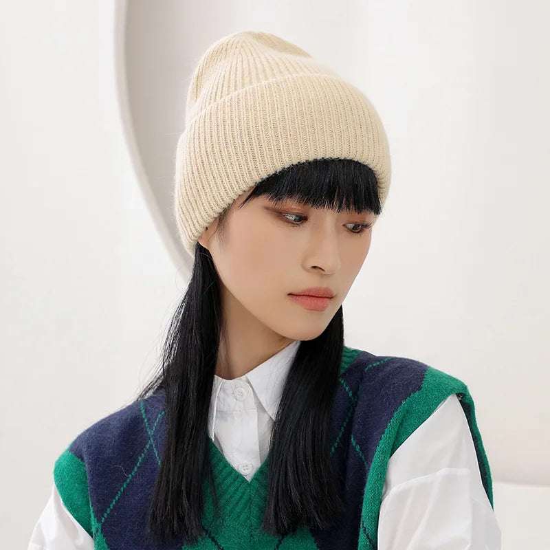 Chapeau et bonnet en laine noir