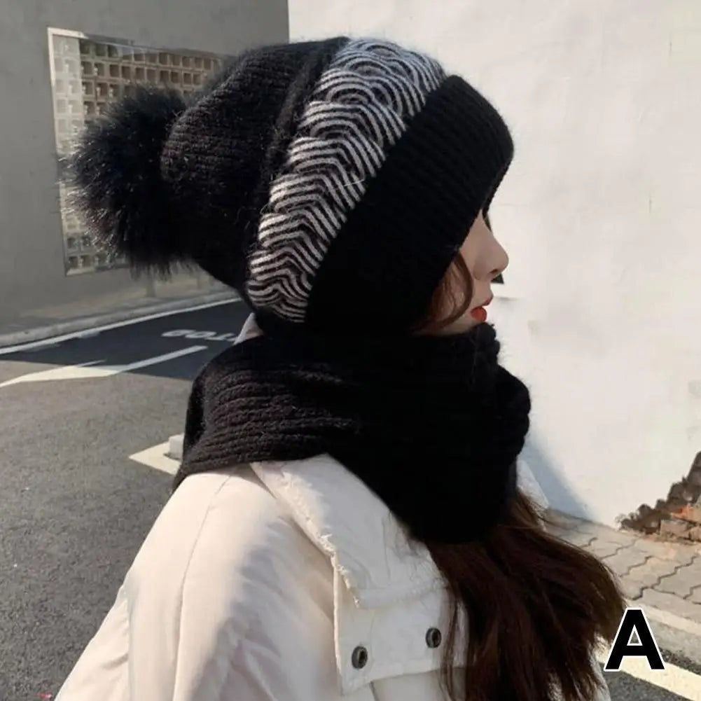 Chapeau capuche gris en laine femme
