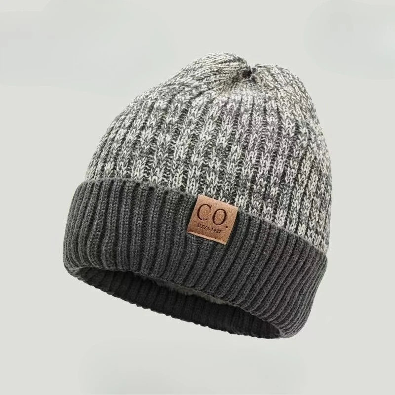 Chapeau en laine pour enfant