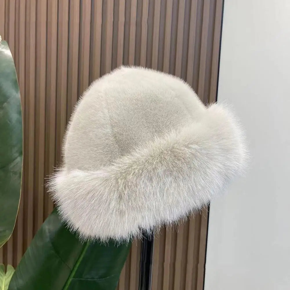 Chapeau en fourrure en laine
