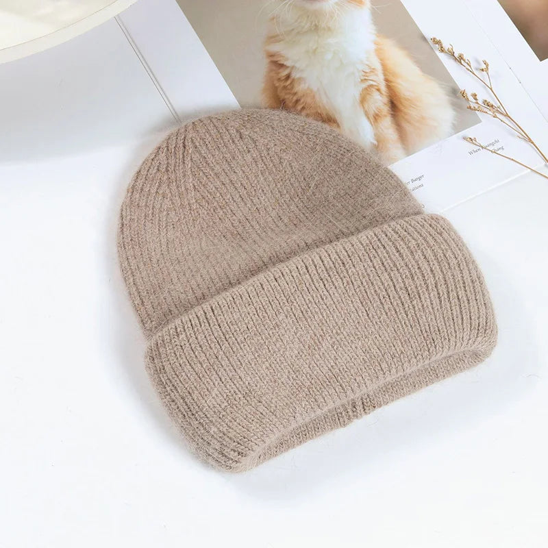 Chapeau et bonnet en laine noir